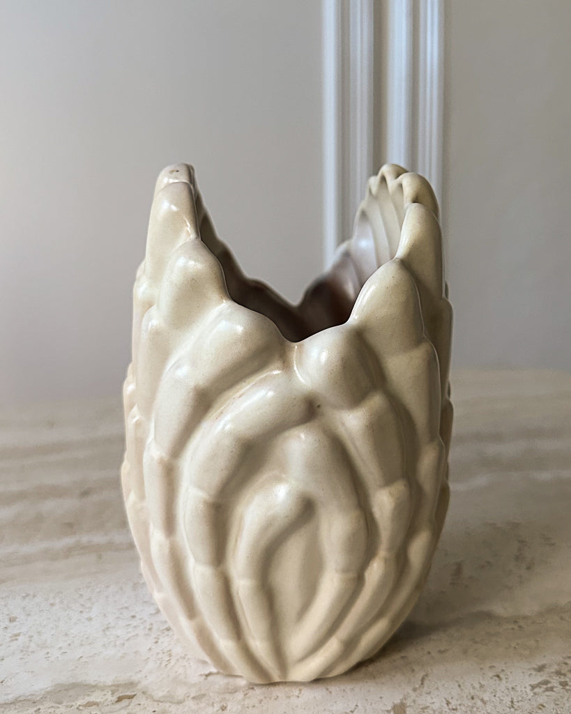 Vicke Lindstrand Clam vase small