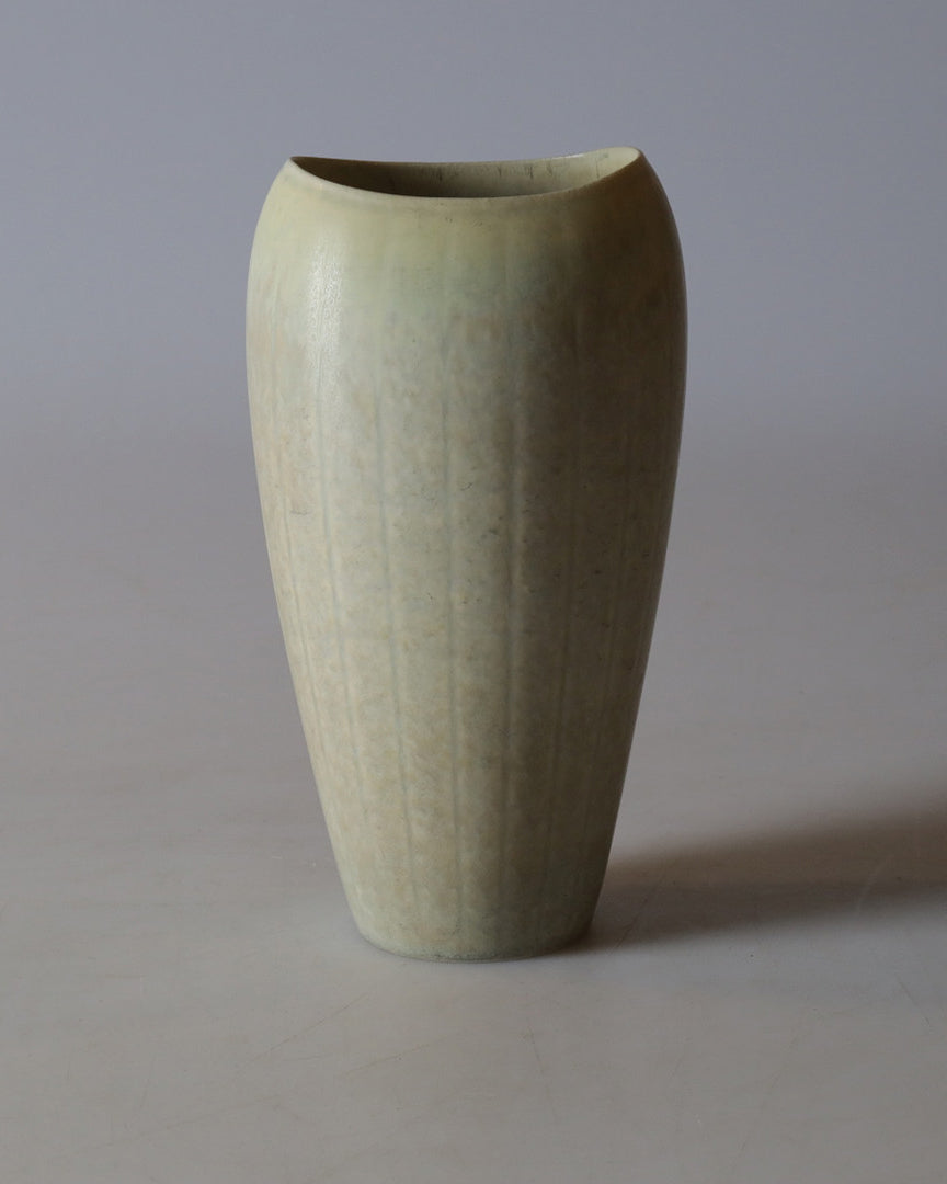 Gunnar Nylund vase