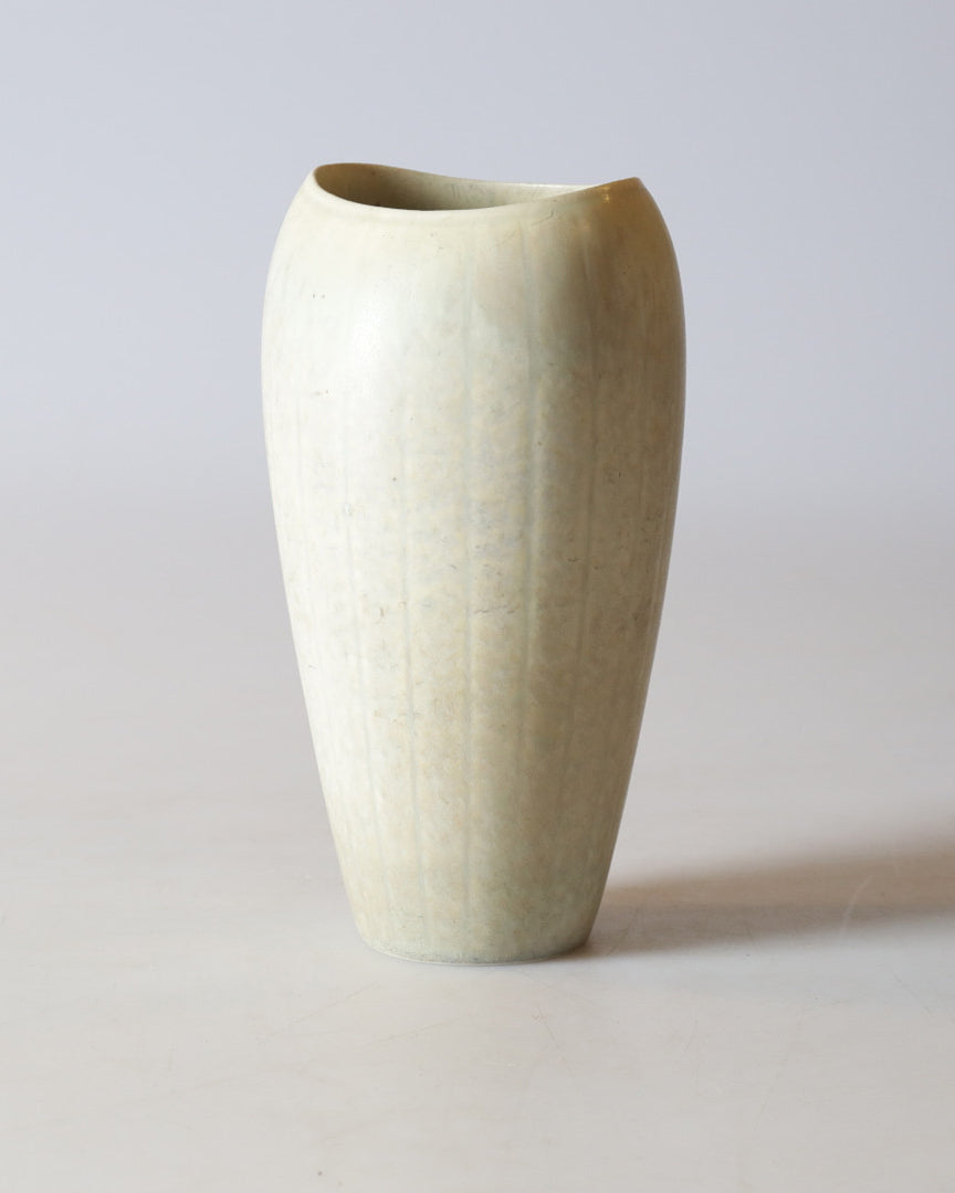 Gunnar Nylund vase